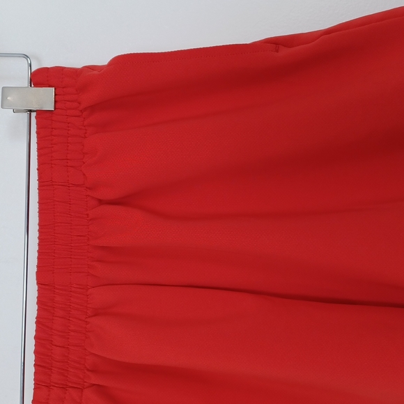 ✨3/$25✨Li-Ning Womens Red Athletic Shorts - S - Picture 3 of 7